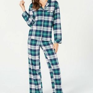 Matching Family pjs Women's Mackenzie Plaid Pj set